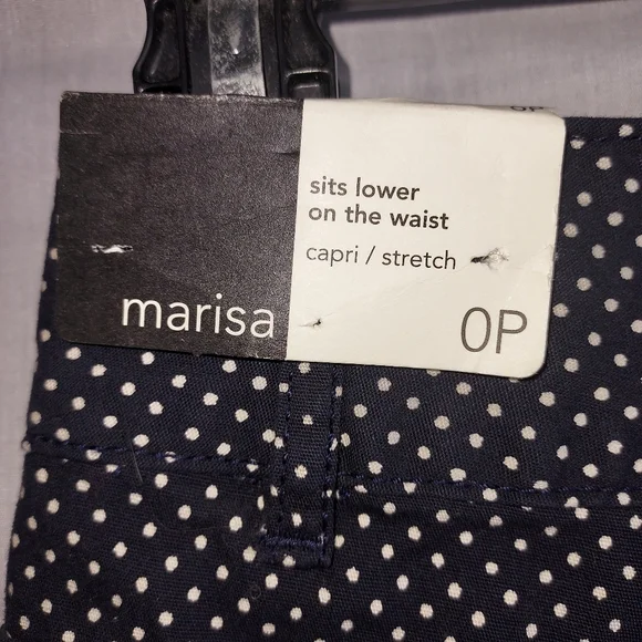 NWT Ann Taylor‎ Loft capri's - Picture 4 of 4